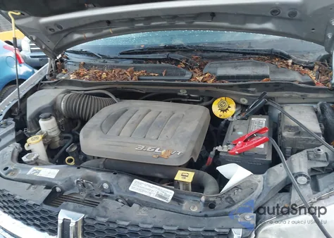 2014 Dodge Grand Caravan Sxt z USA, uszkodzony, nr VIN 2C4RDGCGXER477688